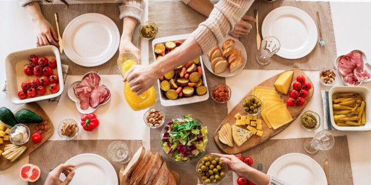 Top 9 Trends You Can Breathe Easy About In The Food Market Of 2022?