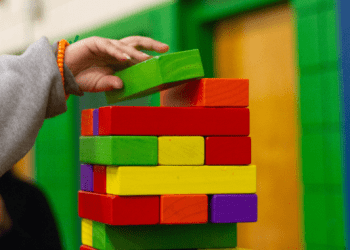 How Kids Can Play With Blocks To Improve Their Skills
