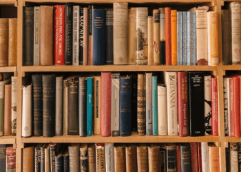 Top 6 Sites For Buying Books, Music & Movies Online